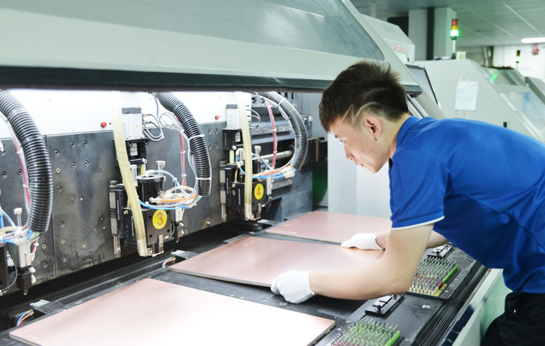 pcb板鉆孔制作流程 pcb鉆孔工藝流程